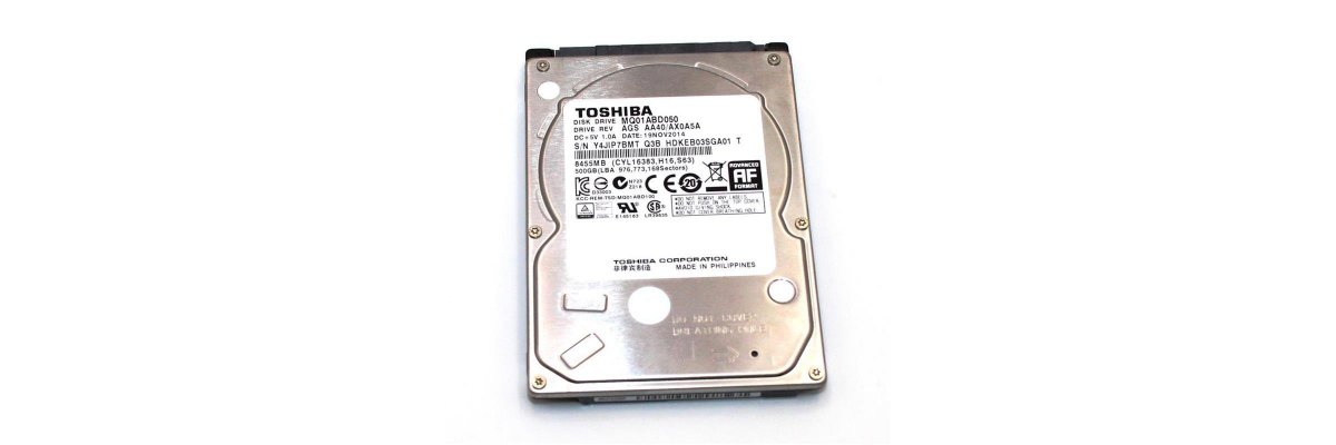 [PS4-500] Ist die Originale Festplatte vorhanden?